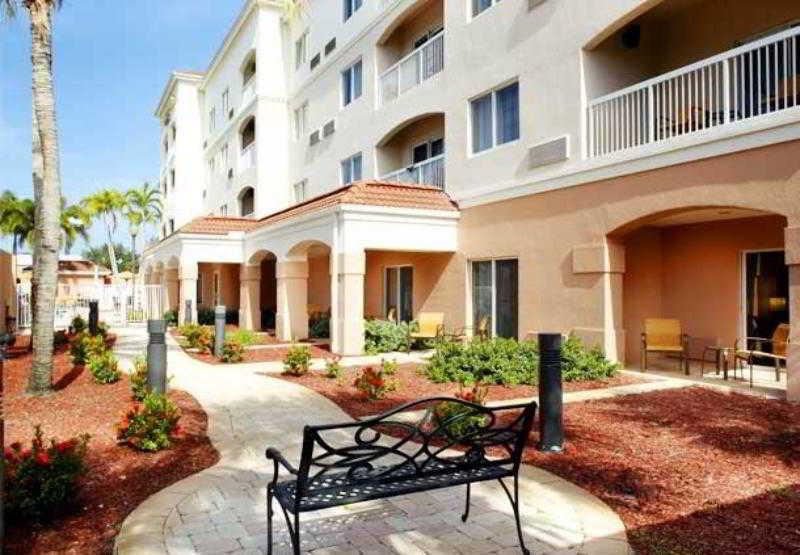 Courtyard By Marriott West Palm Beach Airport מראה חיצוני תמונה