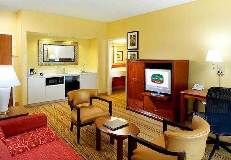 Courtyard By Marriott West Palm Beach Airport מראה חיצוני תמונה
